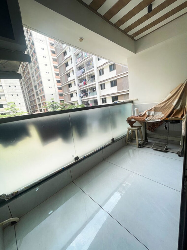 Kitchen, nikol 3 Bedroom 225 Sq.Yd. Apartment In Nikol Ahmedabad 10671521