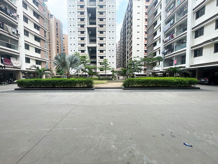 Exterior View, nikol 3 Bedroom 225 Sq.Yd. Apartment In Nikol Ahmedabad 10671521