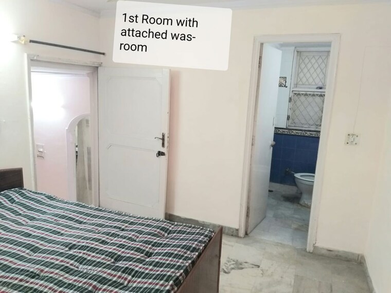 Bedroom, malviya nagar 3 Bedroom 900 Sq.Ft. Builder Floor In Malviya Nagar Delhi 10671477