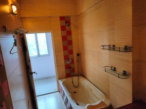 Bathroom in 3 BHK Builder Floor at Sector 21 – for Rent