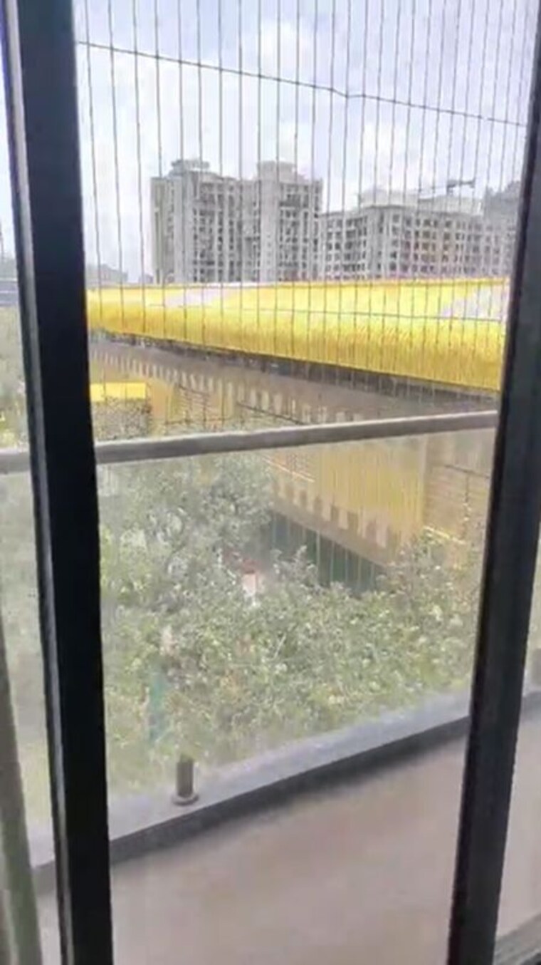 Balcony, chembur 2 Bedroom 800 Sq.Ft. Apartment In Chembur Mumbai 10671517