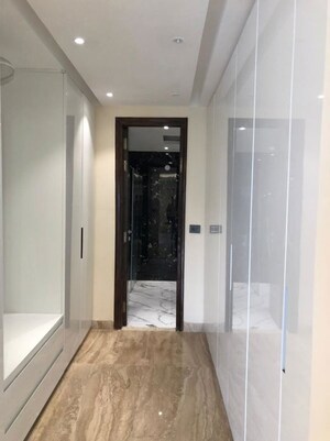 Building Lobby in 3 BHK Builder Floor at Sector 23 – for Rent