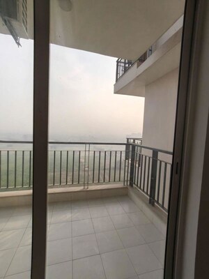Room in 3 BHK Builder Floor at Sector 22 – for Rent