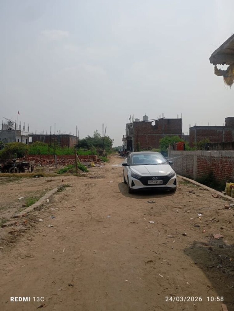  Parking, sector 144  100 Sq.Yd. Plot In Sector 144 Noida 10671573