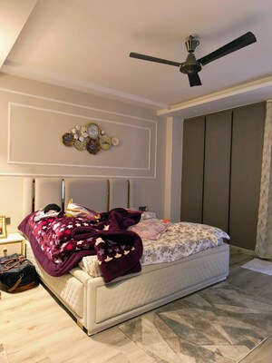 Bedroom in 3 BHK Apartment at Omaxe The Nile, Sector 49 – for Rent