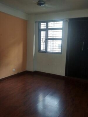 Room in 2 BHK Apartment at Eldeco Mystic Greens, Omicron I Greater Noida – for Rent