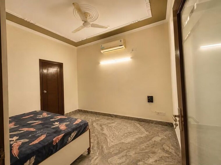 Bedroom, vatika-sovereign-park 3 Bedroom 2780 Sq.Ft. Apartment In Sector 99 Gurgaon 10671616