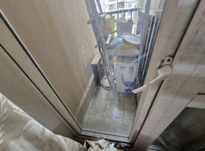 Staircase in 3 BHK Apartment at Gaur Atulyam, Omicron I Greater Noida – for Rent