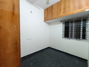 Room in 1 BHK Builder Floor at Hsr Layout – for Rent