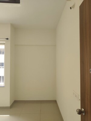 Room in 1 BHK Apartment at Kolte Patil Life Republic, Hinjewadi – for Rent