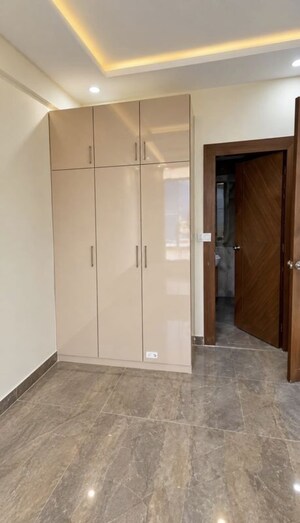 Room in 2 BHK Builder Floor at Subhash Nagar – for Rent
