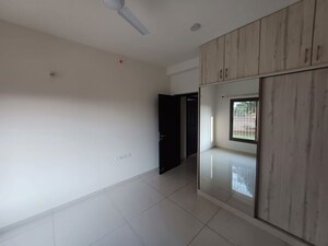 Room in 3 BHK Apartment at Sobha Palm Courts, Kogilu – for Rent