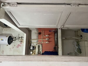 Furnished Amenities in 1.5 BHK Independent House at Sarita Vihar – for Rent