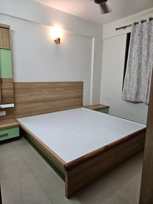 Room in 3 BHK Apartment at Provident Harmony, Thanisandra Main Road – for Rent