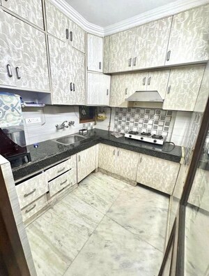Kitchen in 2 BHK Builder Floor at Subhash Nagar – for Rent