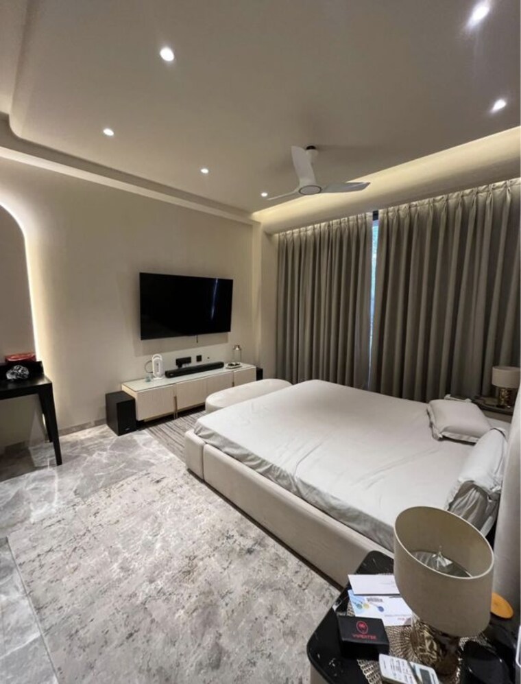 Team Area, rajouri garden 4 Bedroom 280 Sq.Yd. Builder Floor In Rajouri Garden Delhi 10671760