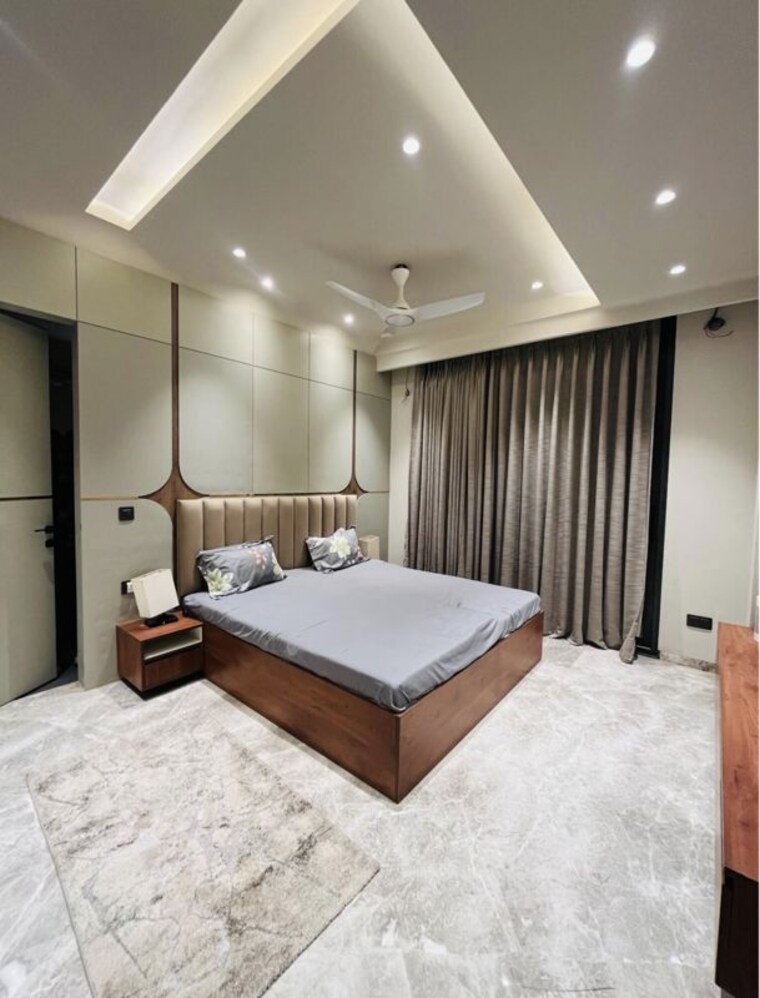 Bedroom, rajouri garden 4 Bedroom 280 Sq.Yd. Builder Floor In Rajouri Garden Delhi 10671760