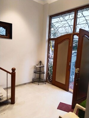 Room in 3 BHK Independent House at Pradhikaran – for Sale