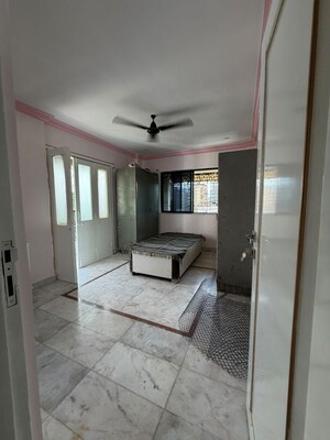Bedroom in 5 BHK Apartment at Flower Valley Complex, Khopat – for Rent