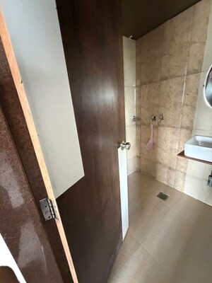 Furnished Amenities in 5 BHK Apartment at Flower Valley Complex, Khopat – for Rent