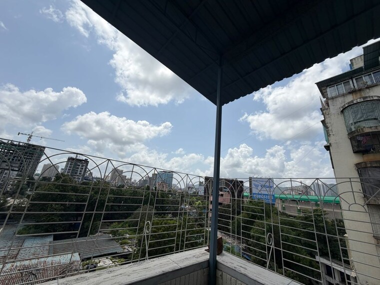 Balcony, flower-valley-complex 5 Bedroom 2200 Sq.Ft. Apartment In Khopat Thane 10671785
