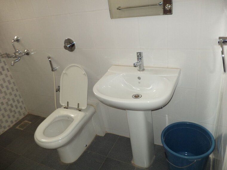 Attached Bathroom, marathahalli 3 Bedroom 1366 Sq.Ft. Apartment In Marathahalli Bangalore 10670756