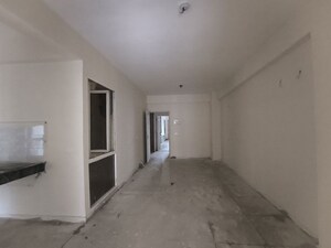 Room in 3 BHK Apartment at Conscient Habitat, Sector 99a – for Rent