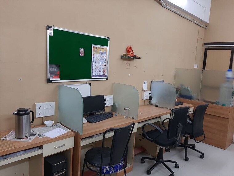 Team Area, real-tech-park Commercial Office Space 514 Sq.Ft. In Vashi Sector 30a Navi Mumbai 10671808