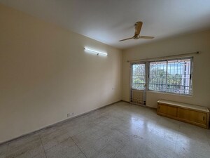 Room in 3 BHK Apartment at Prestige Monte Carlo, Yelahanka – for Rent