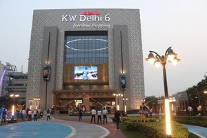 Living Room in  Shop at Raj Nagar Extension – for Sale