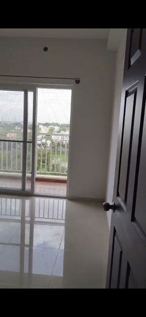 Room in 3 BHK Apartment at Capstone Life Flowing Tree, Allalasandra – for Rent
