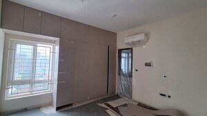 Room in 4 BHK Apartment at Sumadhura The Olympus, Nanakramguda – for Rent