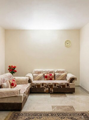 Room in 3 BHK Apartment at Sector 50 – for Sale
