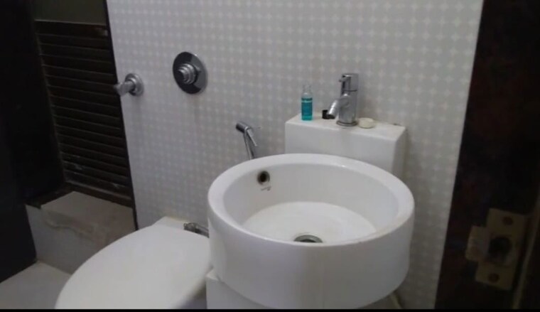 Bathroom, acme-ozone 2 Bedroom 715 Sq.Ft. Apartment In Manpada Thane 10671864