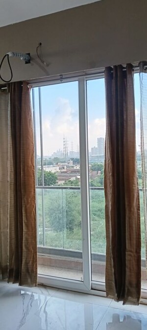 Swimming Pool in 3.5 BHK Builder Floor at Smart World Gems, Sector 89 – for Rent