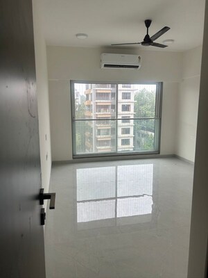 Room in 3 BHK Apartment at Tricity Natraj, Chembur – for Rent