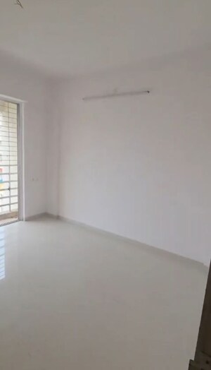 Room in 1 BHK Apartment at Geomatrix Silvercrest, Khanda Colony – for Sale