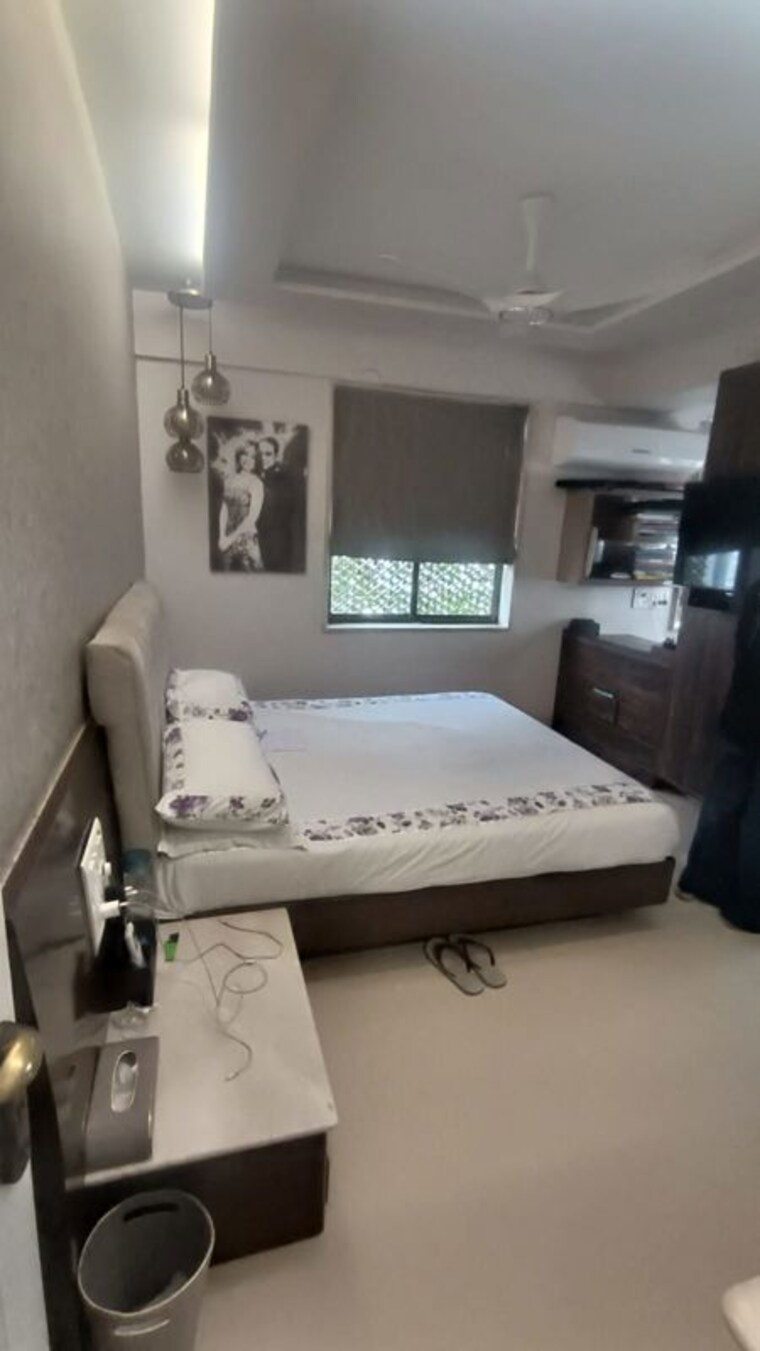 Living Room, ashoka-apartments-colaba 3 Bedroom 1000 Sq.Ft. Apartment In Colaba Mumbai 10671905
