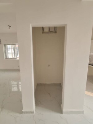 Room in 3 BHK Apartment at Jyothi Towers Jeedimetla, Jeedimetla – for Sale
