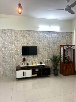 Furnished Amenities in 1.5 BHK Apartment at Tirupati Regalia Phase 2, Vishrantwadi – for Rent