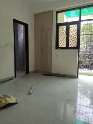 1 BHK Builder Floor For Rent in Neb Sarai