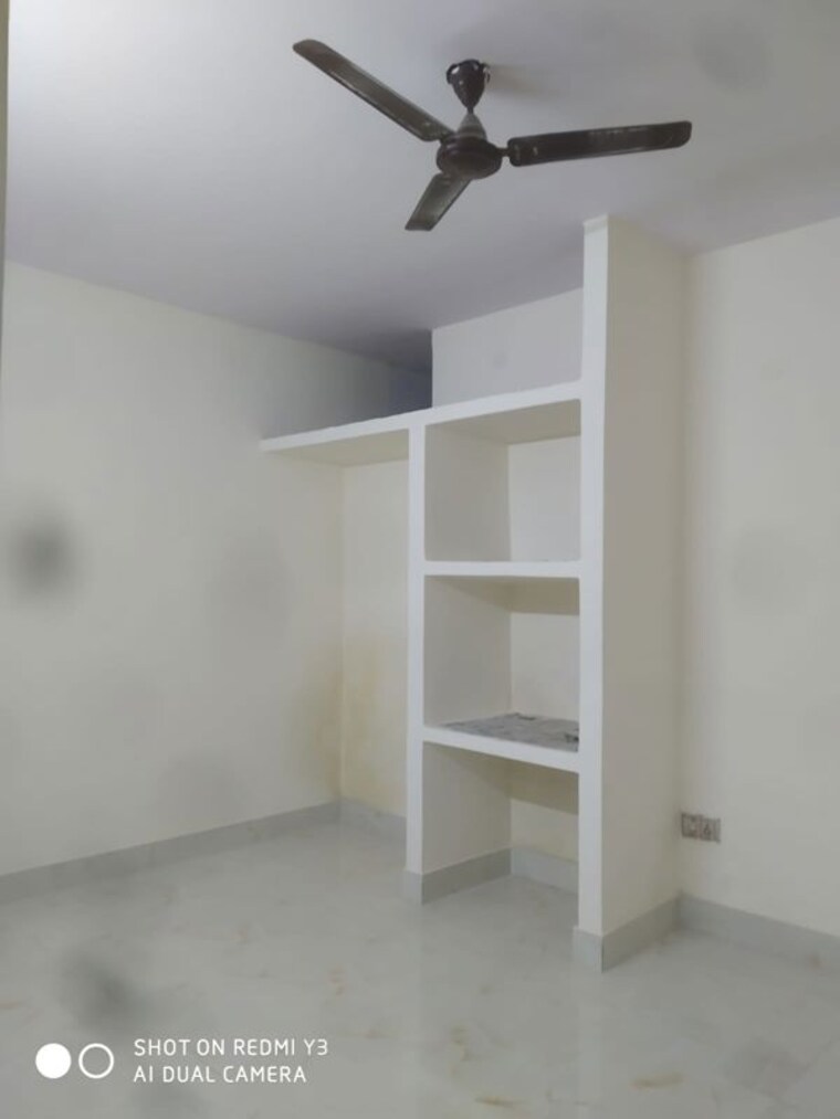 Room, rwa-apartments-sector-27 4 Bedroom 250 Sq.Mt. Independent House In Sector 27 Noida 10671915
