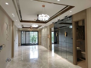 Room in 3 BHK Builder Floor at Sector 23 – for Rent