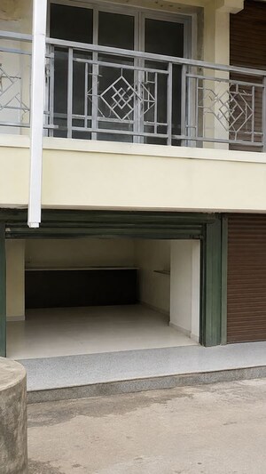  Shop For Sale in Uattardhona