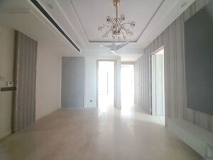 Room in 3 BHK Builder Floor at Sector 23 – for Rent