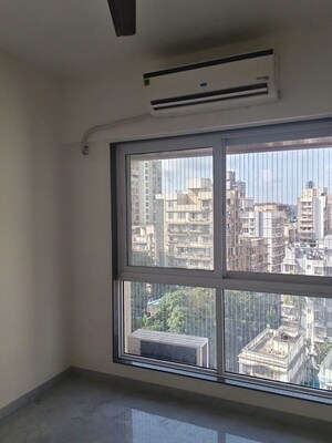 Room in 2 BHK Apartment at Jeevan Shobha Apartment, Borivali East – for Rent