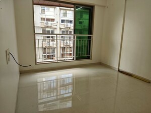 Room in 2 BHK Apartment at Kabra Paradise, Andheri West – for Sale