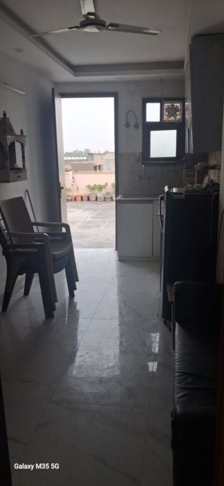  Parking, rajpur khurd extension 1 Bedroom 450 Sq.Ft. Builder Floor In Rajpur Khurd Extension Delhi 10671952