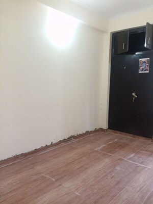 Room in 2 BHK Apartment at Galaxy North Avenue, Gaur City 1 – for Rent