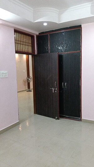Room in 2 BHK Apartment at Eldeco Saksham, Eldeco ii – for Sale